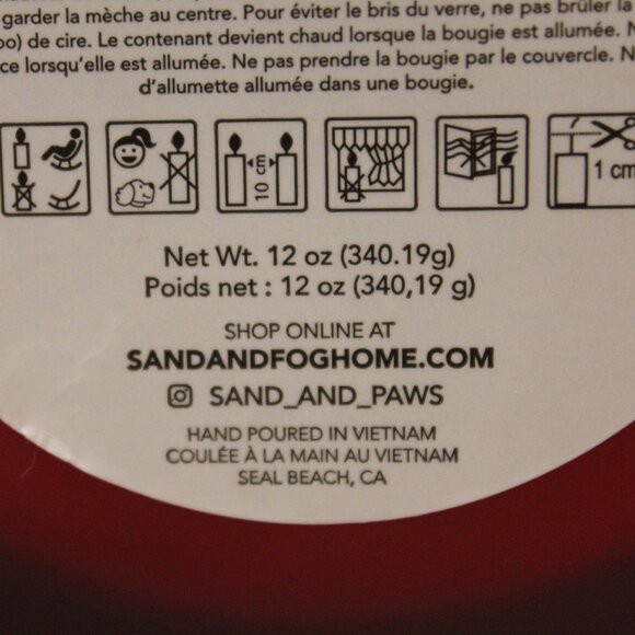 Sand & Paws Frazier Fir Scented Candle Neutralizes Pet Odor, Christmas Dog Theme - Picture 15 of 15
